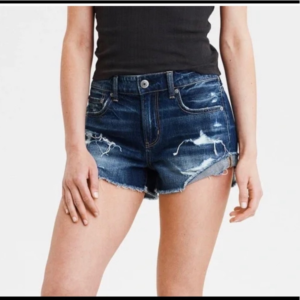 American Eagle tomgirl shortie
